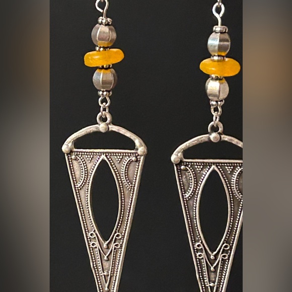 Antique Silver and Yellow glass Geometric Dangle Earrings - Picture 5 of 11